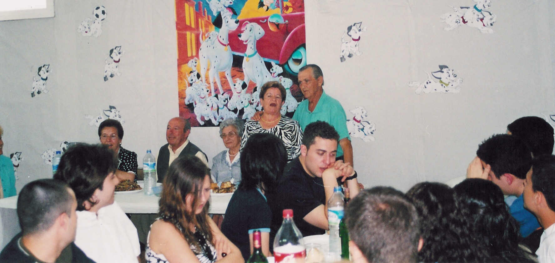 La tia Isabel y el Cachorro Cantando Jotas